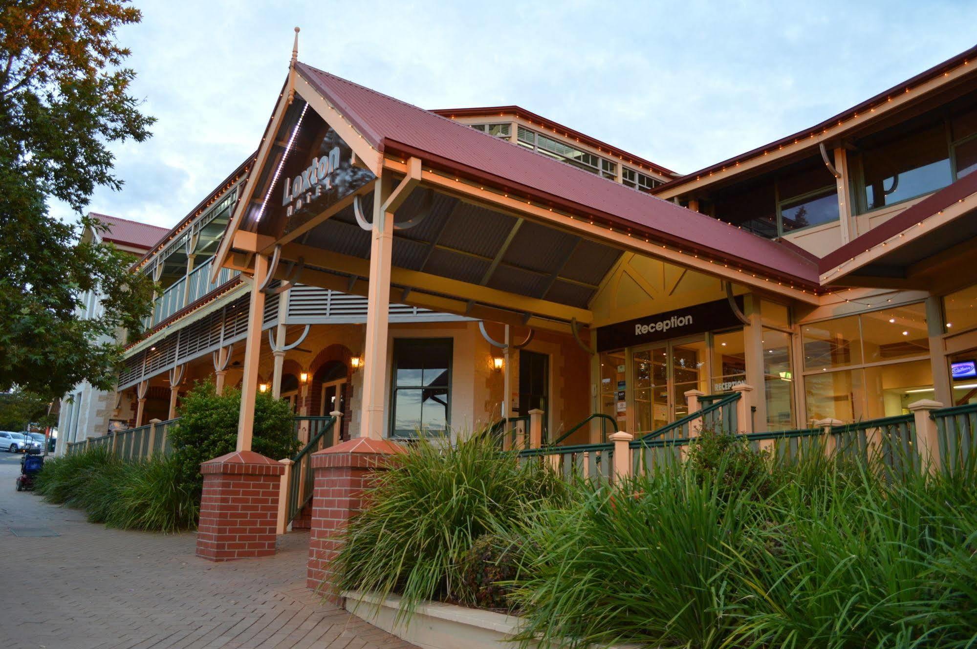Loxton Community Hotel Motel Exterior photo